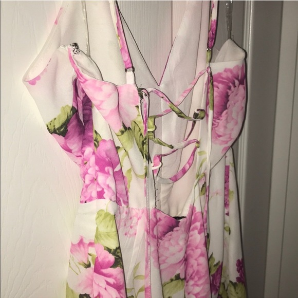 Floral Peony Romper - Picture 5 of 5